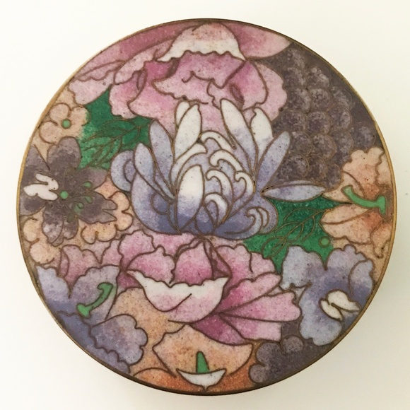 Vintage Floral Painted Metal Trinket Box - Picture 2 of 4